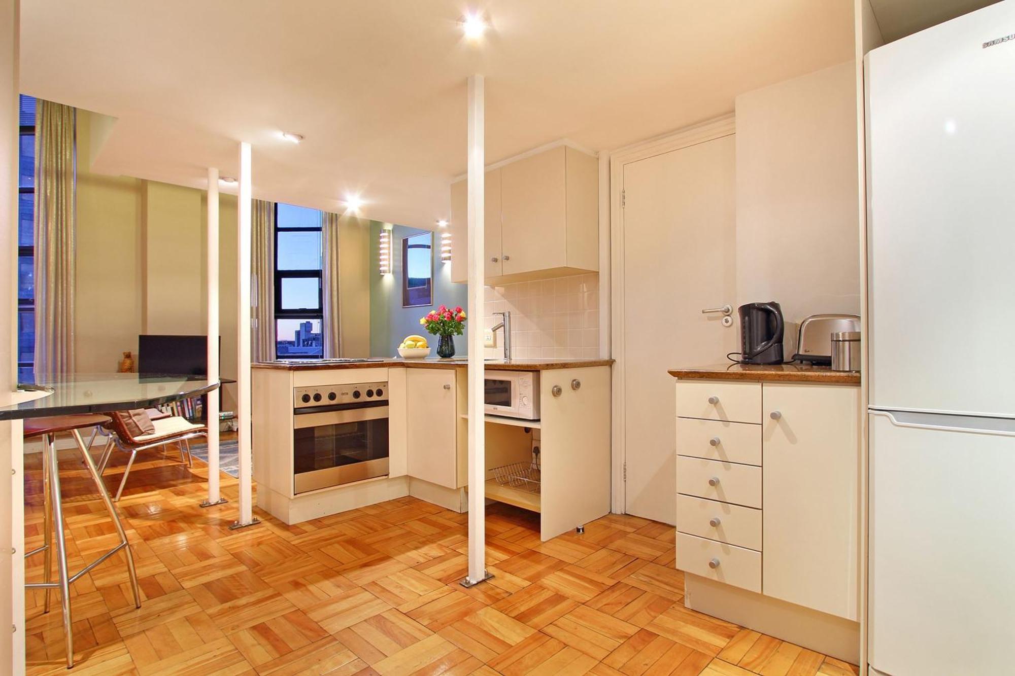 Cape Eazi Stayz Mutual Apartments 케이프타운 객실 사진